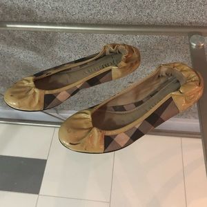 Burberry Tan Flats, size 7